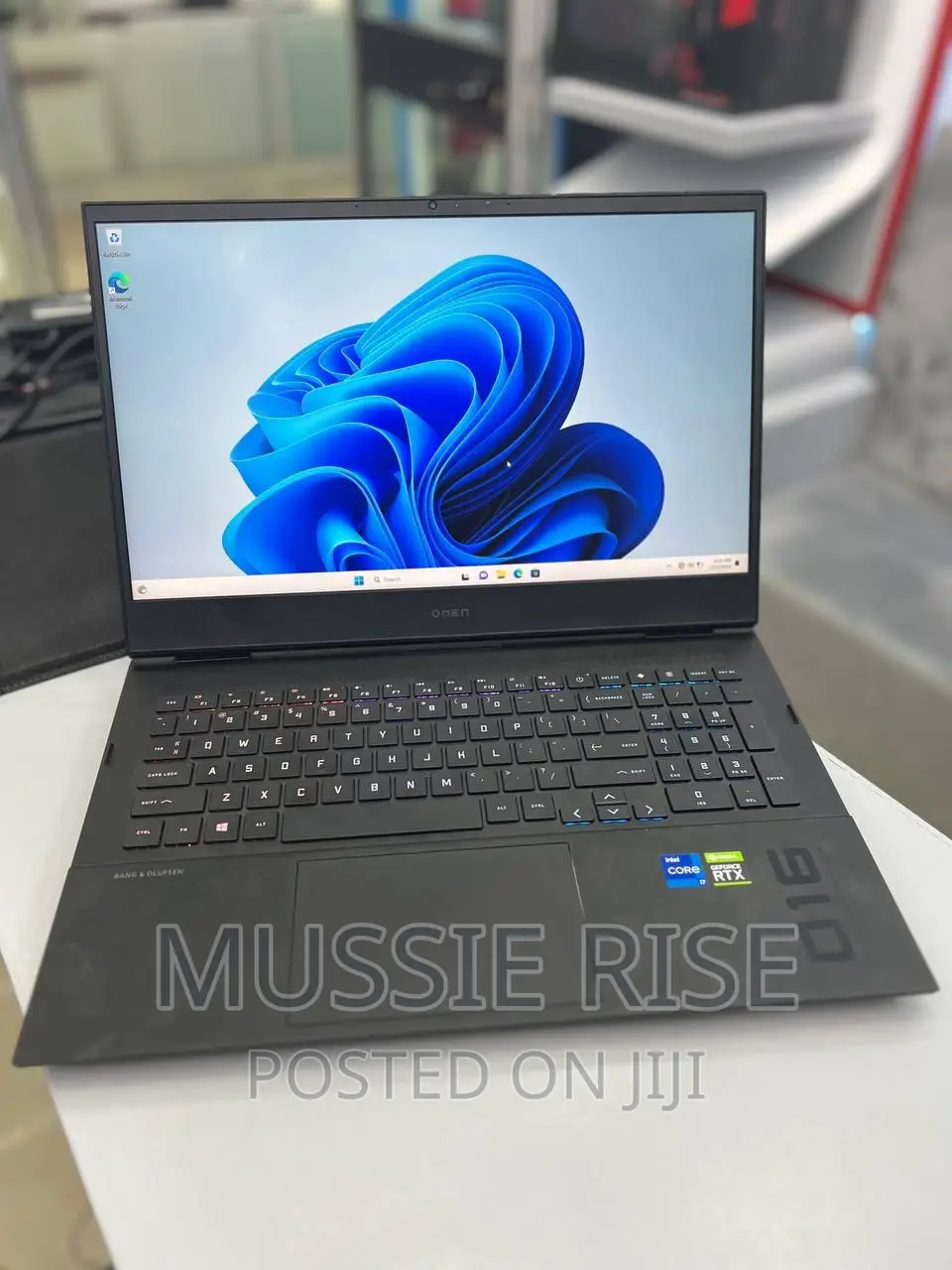 New Laptop HP Omen 16 16GB Intel Core I7 SSD 1T