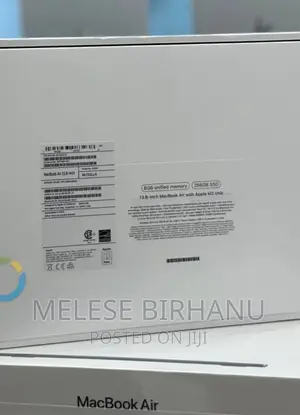 New Laptop Apple MacBook Air 2022 M2 8GB Intel Core I5 SSD 256GB