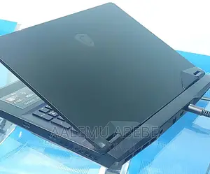 New Laptop MSI GP75 Leopard 16GB Intel Core I7 SSD 1T