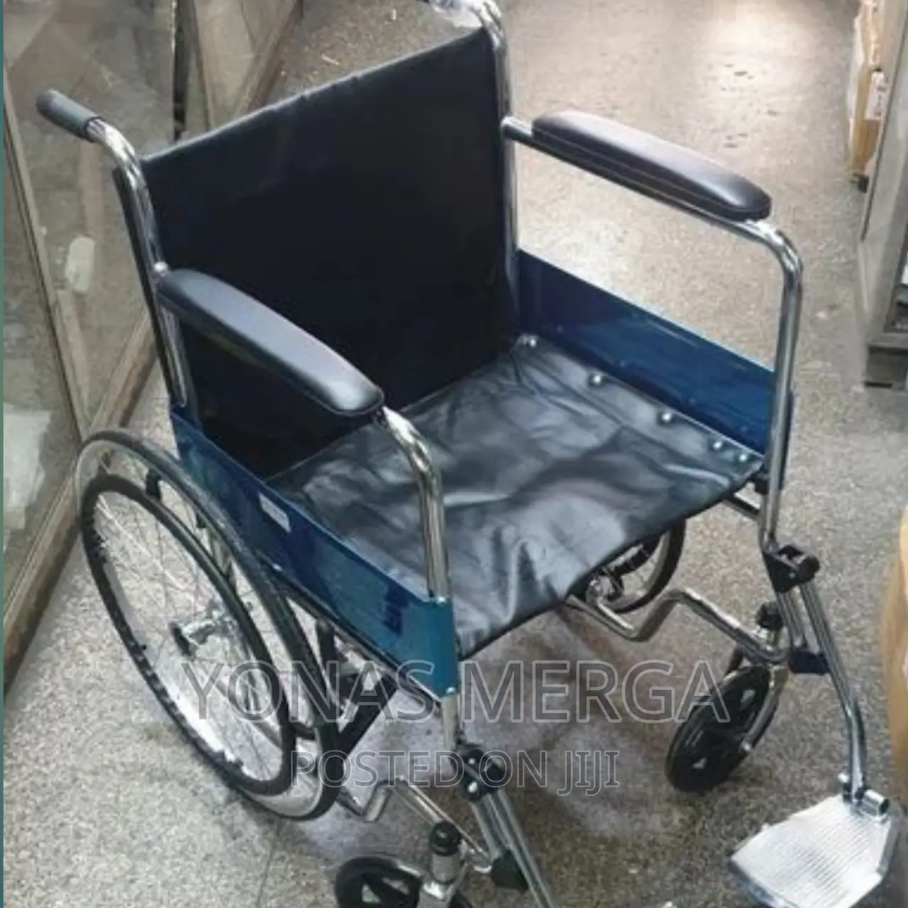 Wheelchair/Wheelchair Lives Disabled Old Age People/Patient