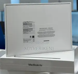 Photo - New Laptop Apple MacBook Air 2022 M2 8GB Apple M2 SSD 256GB
