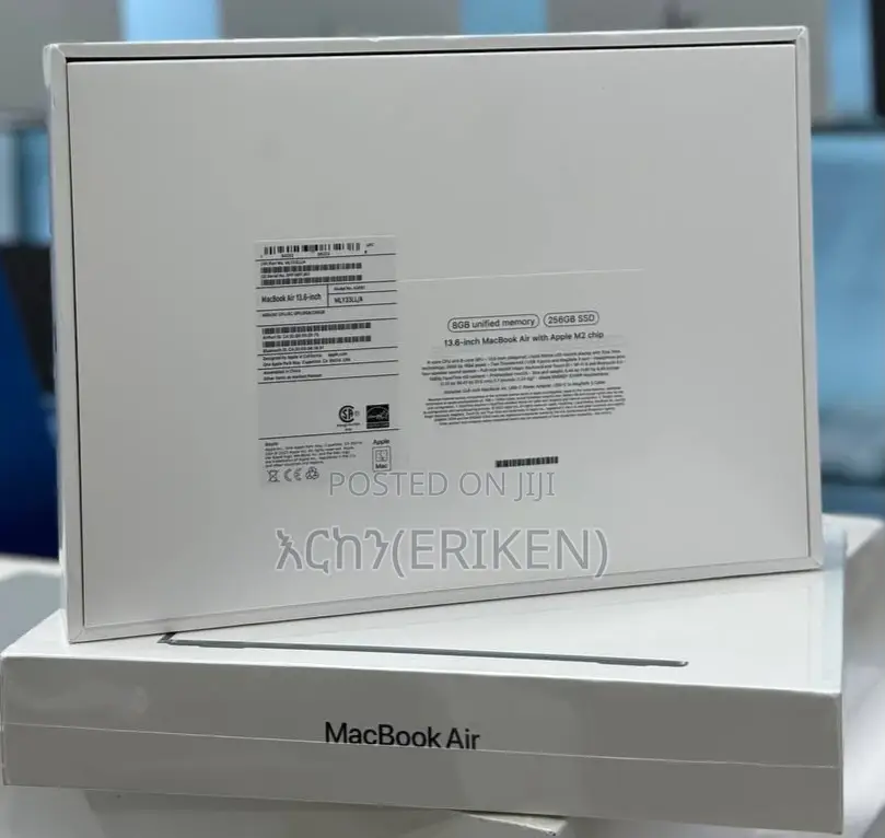 New Laptop Apple MacBook Air 2022 M2 8GB Apple M2 SSD 256GB