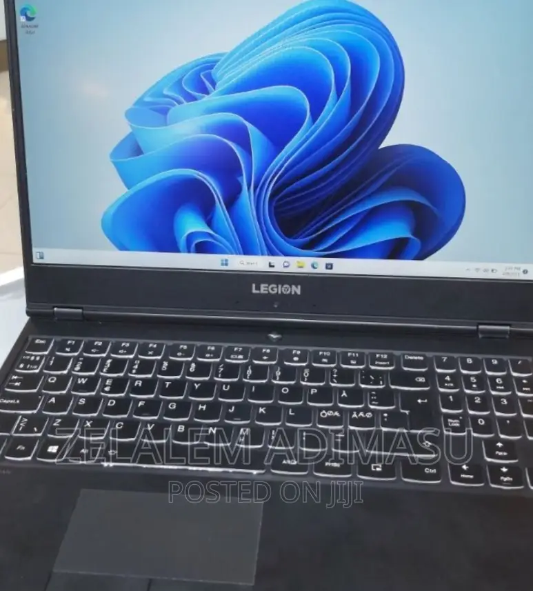 New Laptop Lenovo Legion 7 16GB Intel Core I7 SSD 1T