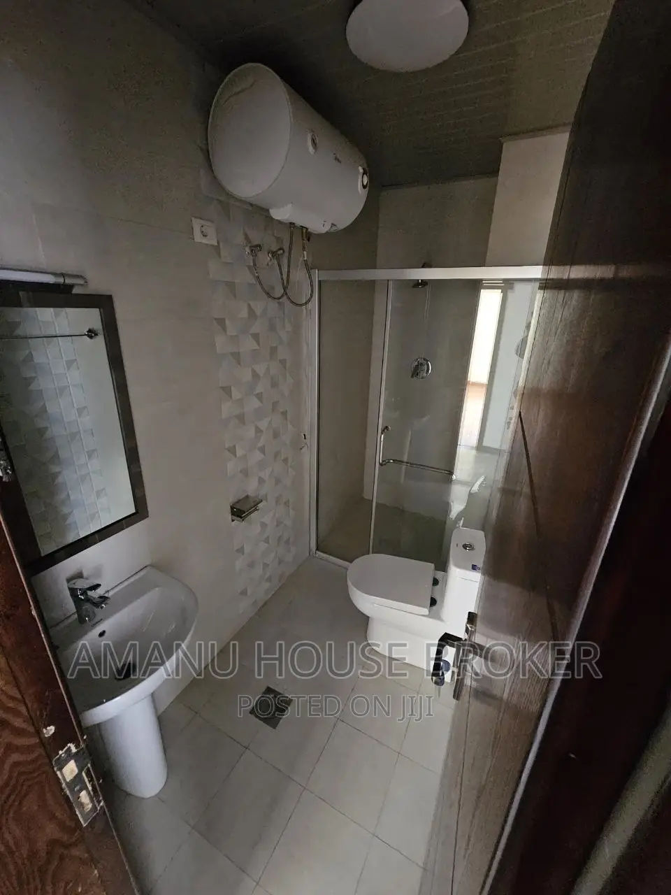 3bdrm Apartment in አዲስ አበባ  ወሎ ሰፈር, Kirkos for sale