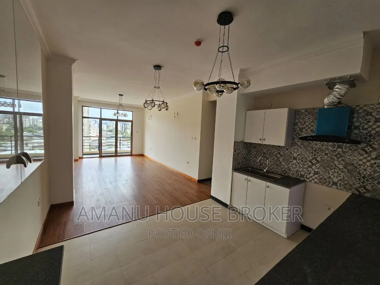 3bdrm Apartment in አዲስ አበባ  ወሎ ሰፈር, Kirkos for sale