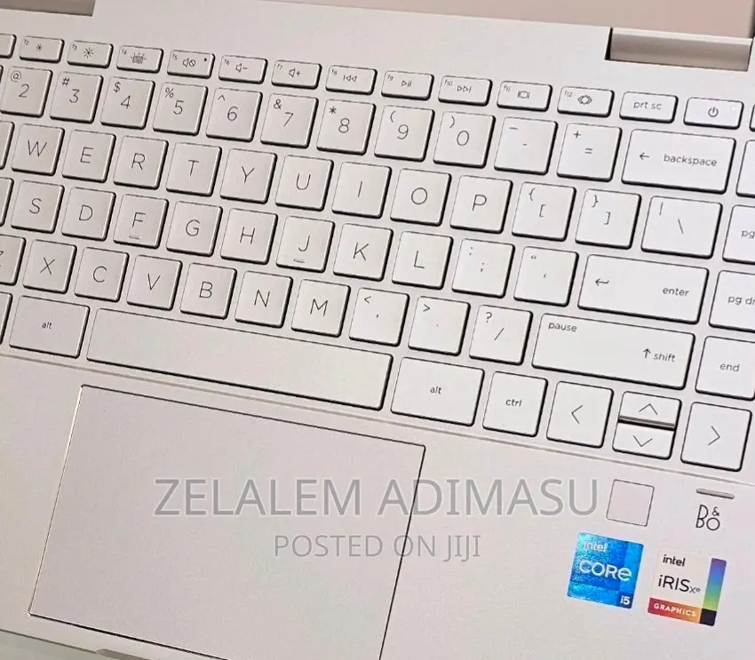 New Laptop HP Pavilion 13 X360 8GB Intel Core I5 SSD 512GB