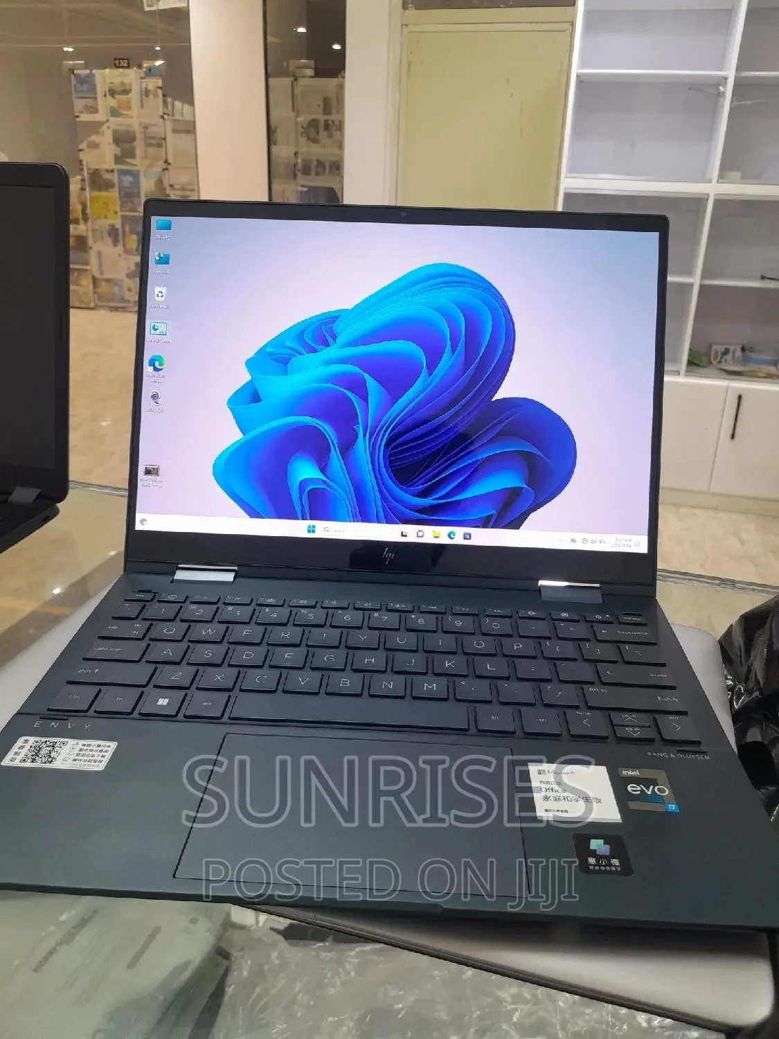 New Laptop Samsung Galaxy Book 2 16GB Intel Core I7 SSD 512GB