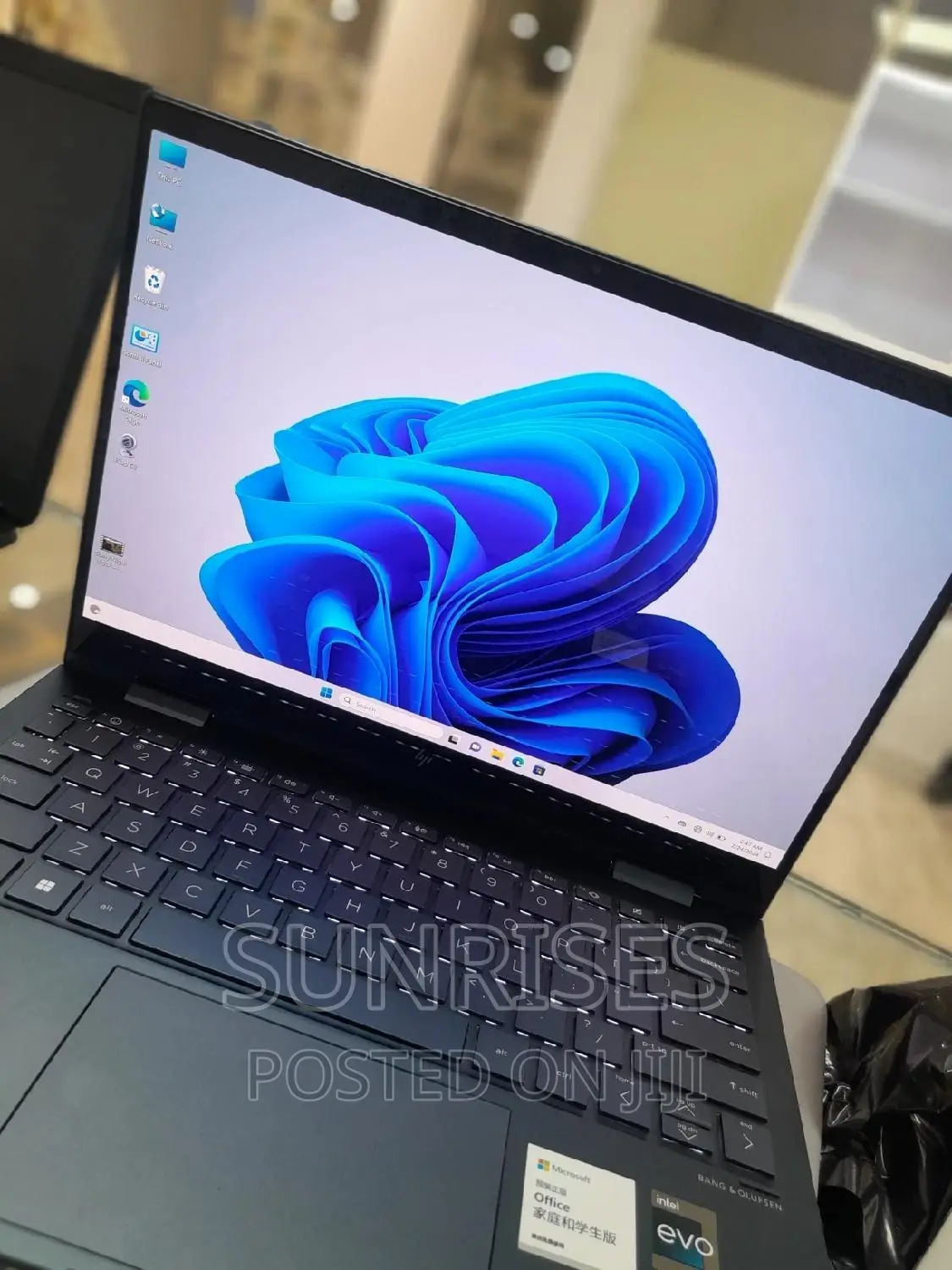 New Laptop Samsung Galaxy Book 2 16GB Intel Core I7 SSD 512GB