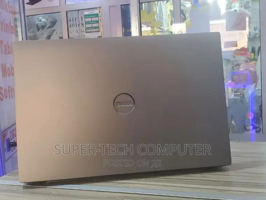 New Laptop Dell Precision 5570 32GB Intel Core I7 SSD 1T