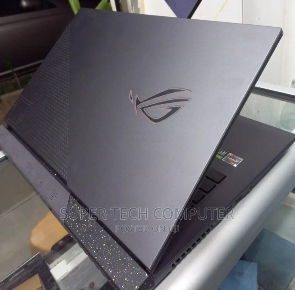 New Laptop Asus ROG Strix G15 32GB AMD Ryzen 9 SSD 1T