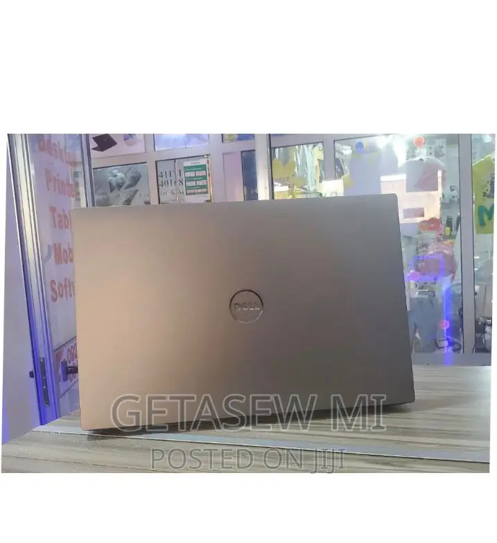 New Laptop Dell 32GB Intel Core I7 SSD 1T