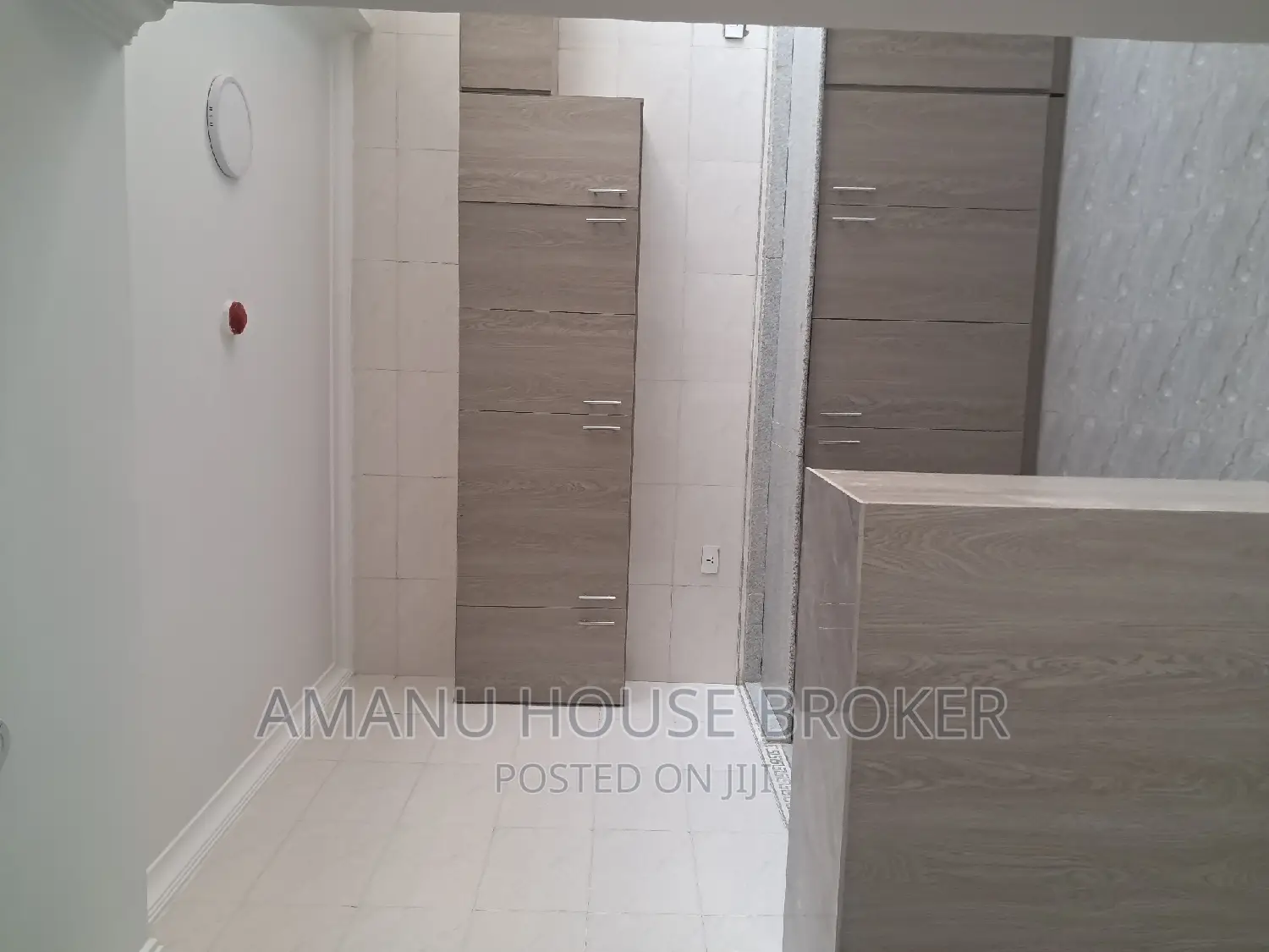 Furnished 2bdrm Apartment in Addis Abeba, Bole for sale