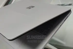 New Laptop Microsoft Surface Pro 9 16GB Intel Core I7 SSD 1T