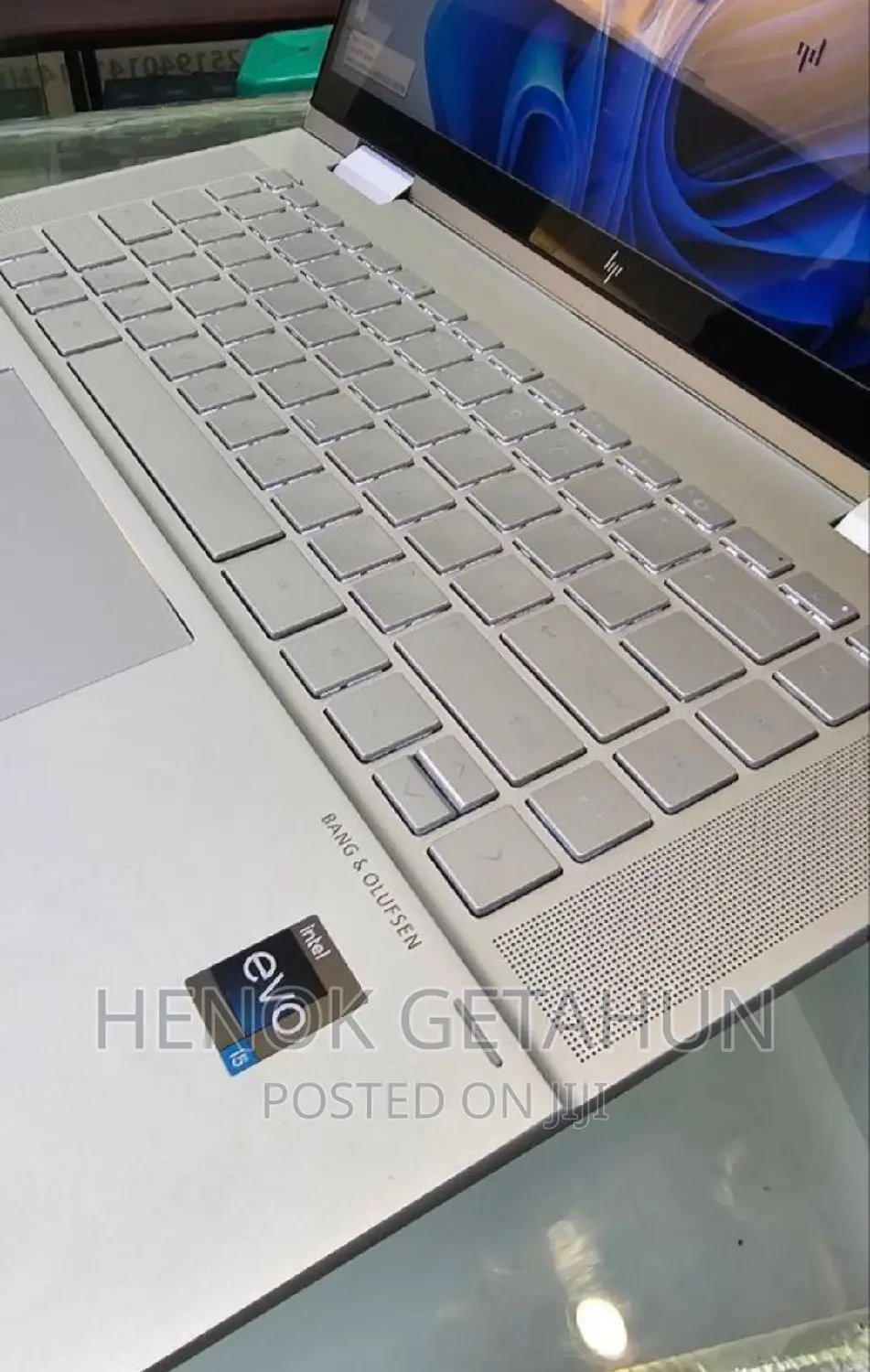 New Laptop HP Envy X360 8GB Intel Core I5 SSD 512GB