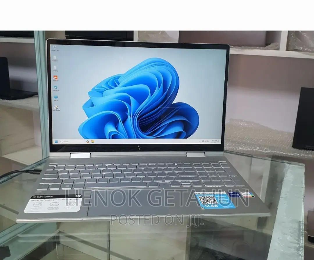 New Laptop HP Envy X360 16GB Intel Core I7 SSD 512GB