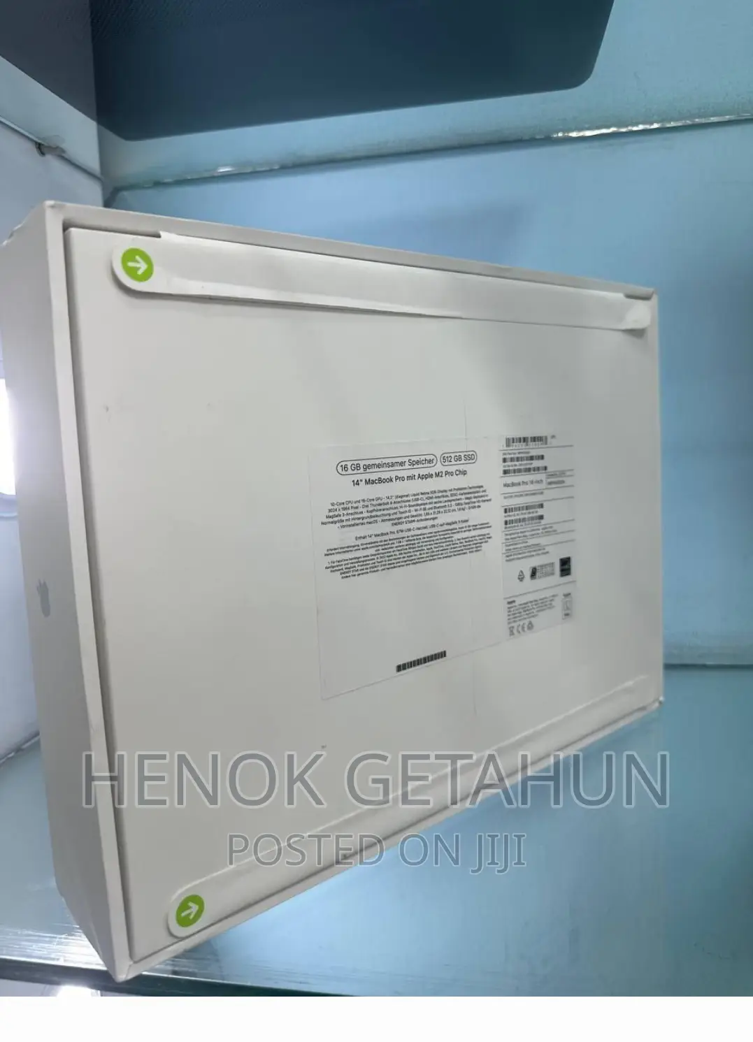 New Laptop Apple MacBook Pro 18GB Apple M2 SSD 512GB