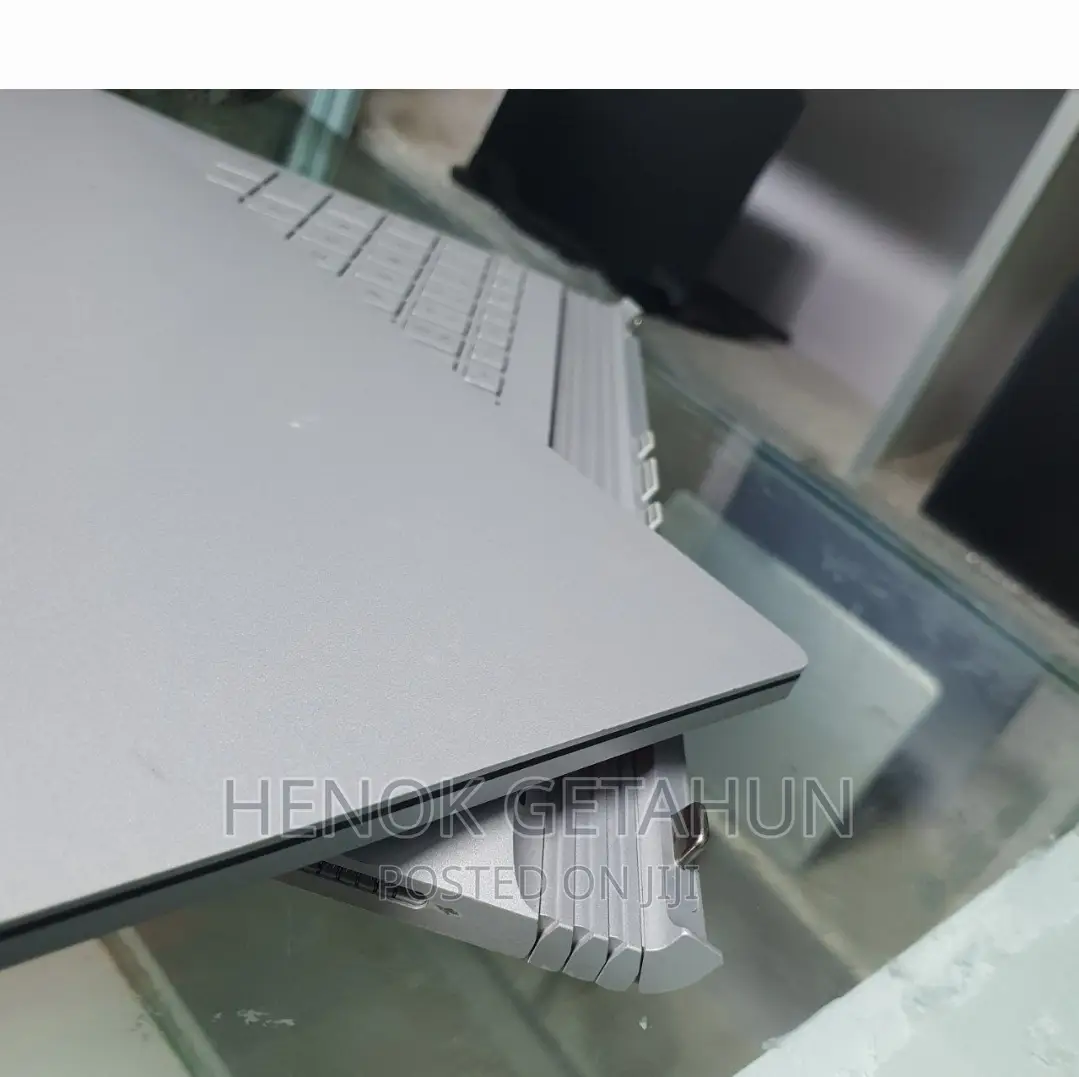 New Laptop Microsoft Surface Book 3 32GB Intel Core I7 SSD 512GB