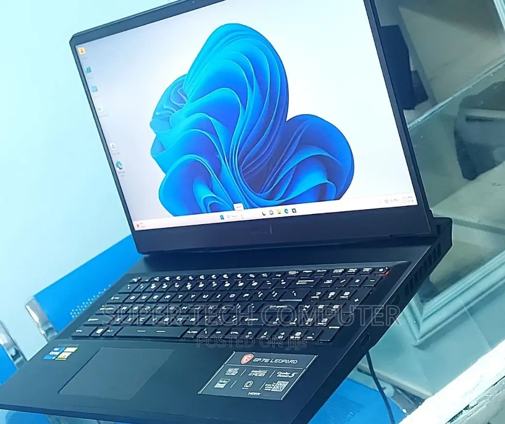 New Laptop MSI GP75 Leopard 16GB Intel Core I7 SSD 1T