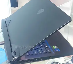 New Laptop MSI GP75 Leopard 16GB Intel Core I7 SSD 1T