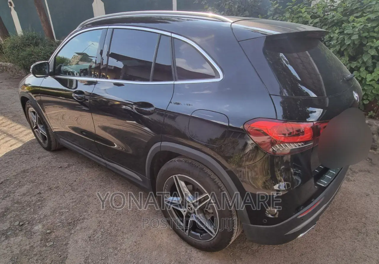 Mercedes-Benz GLA 250 2021 Black