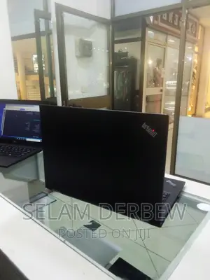 New Laptop Lenovo ThinkPad Yoga 8GB Intel Core I5 SSD 512GB