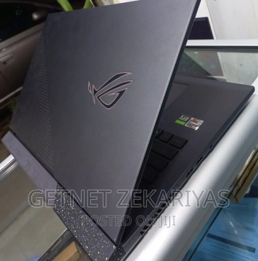 New Laptop Asus ROG Strix G15 32GB AMD Ryzen 9 SSD 1T