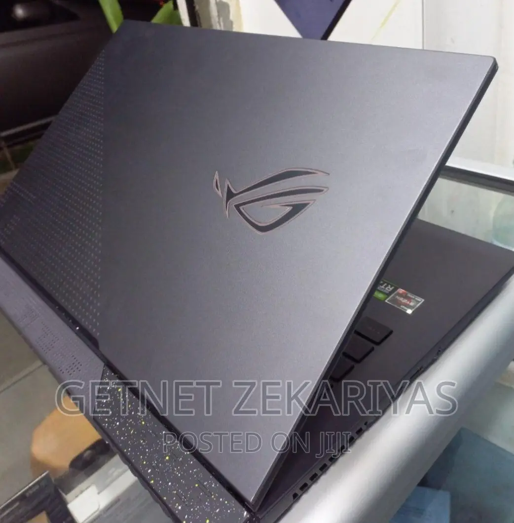 New Laptop Asus ROG Strix G15 32GB AMD Ryzen 9 SSD 1T
