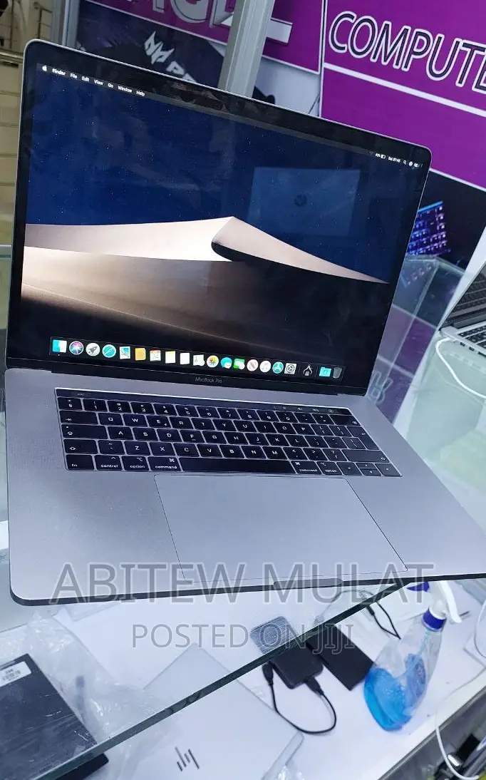 New Laptop Apple MacBook Pro 2019 32GB Intel Core I9 SSD 1T