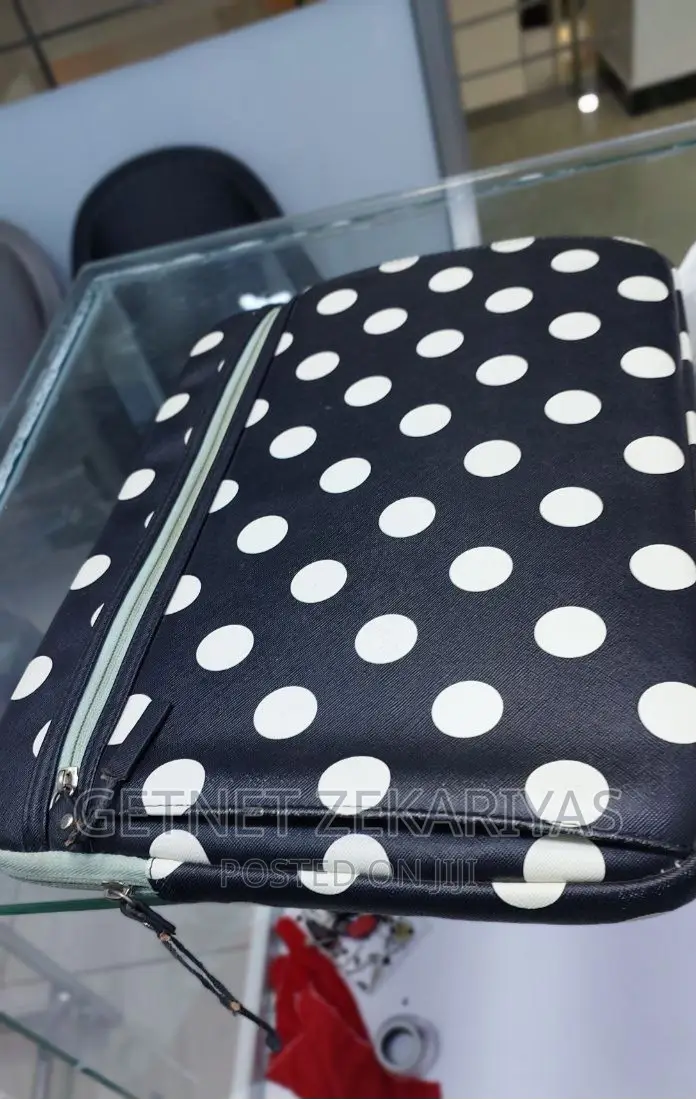 New Laptop Apple MacBook Pro 2019 32GB Intel Core I9 SSD 1T