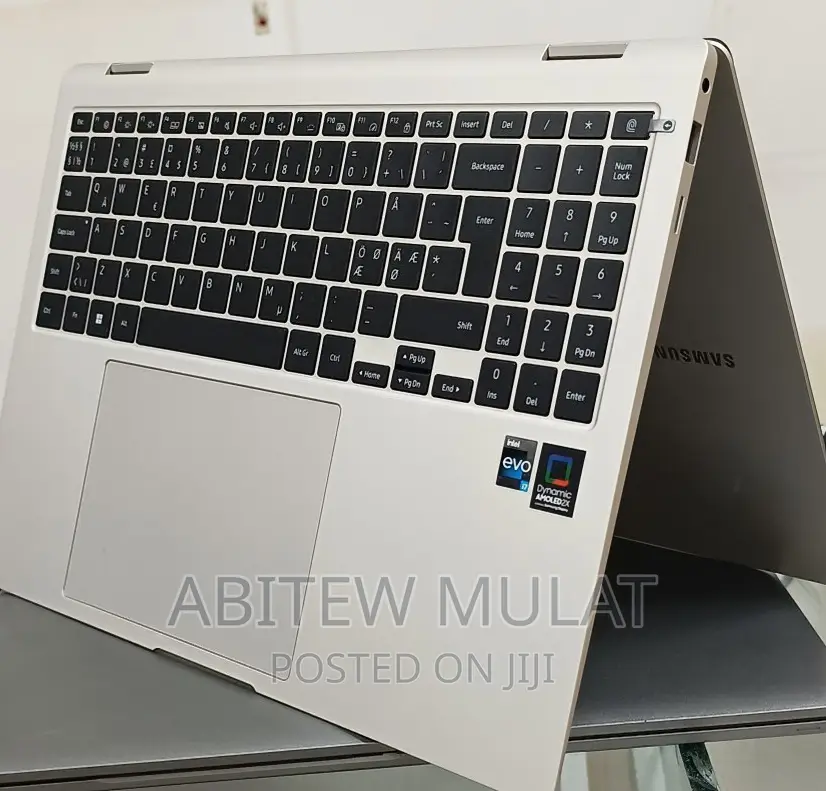 New Laptop Samsung Galaxy Book 2 16GB Intel Core I7 SSD 512GB