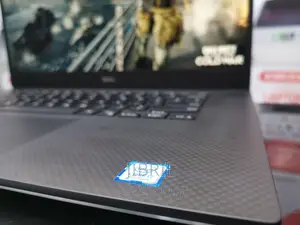 New Laptop Dell XPS 15 16GB Intel Core I7 SSD 512GB