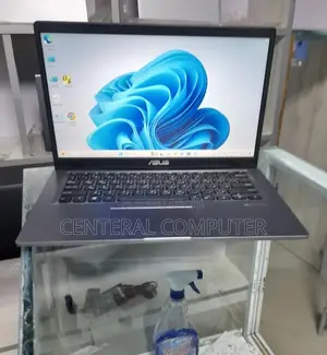 New Laptop Asus VivoBook 15 X505BA 8GB Intel Core I5 SSD 512GB