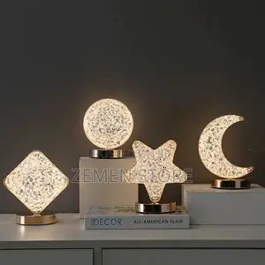 Photo - በጣም የሚያምር የዴስክ ላይ መብራት Luxurious Star Shaped Desk Lamp