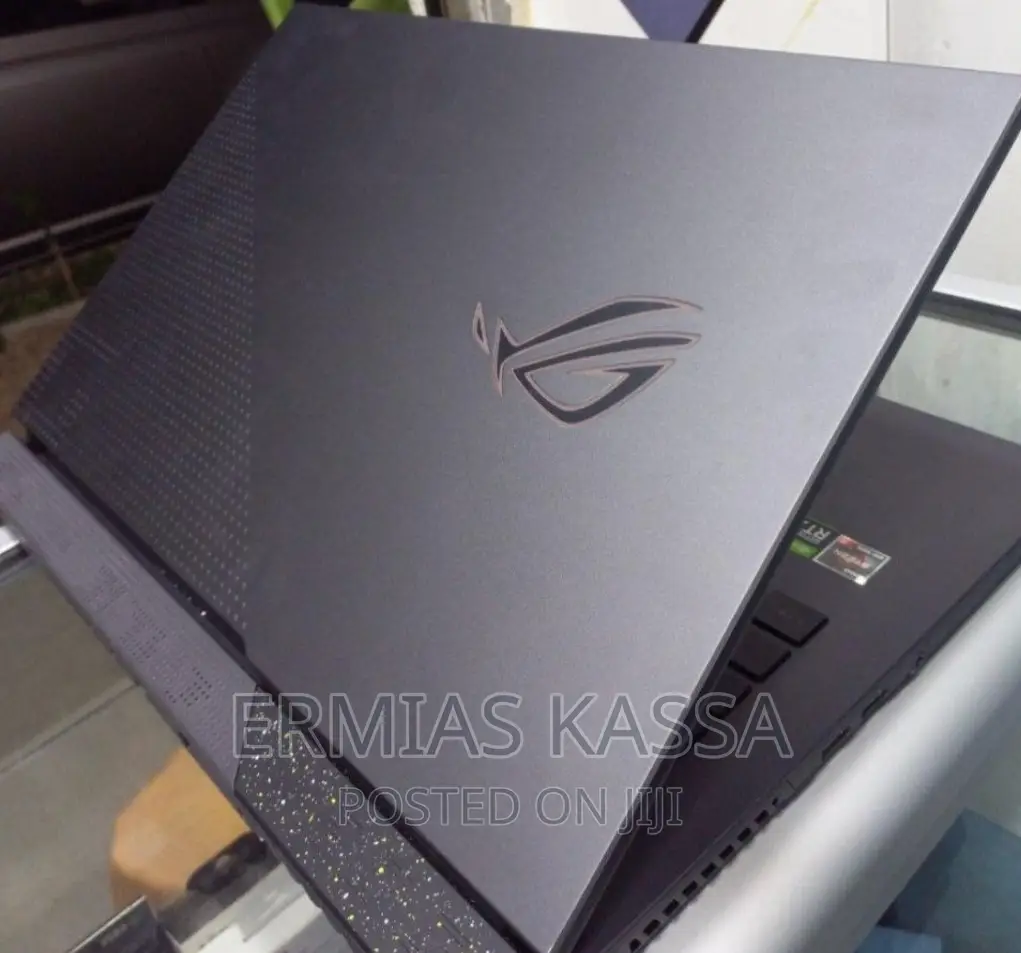 New Laptop Asus ROG Strix G15 32GB AMD Ryzen 7 SSD 1T