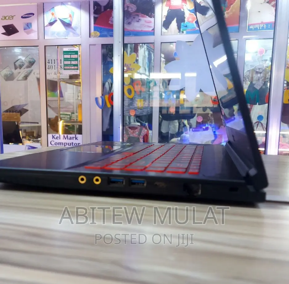 New Laptop MSI GF63 16GB Intel Core I7 SSD 512GB