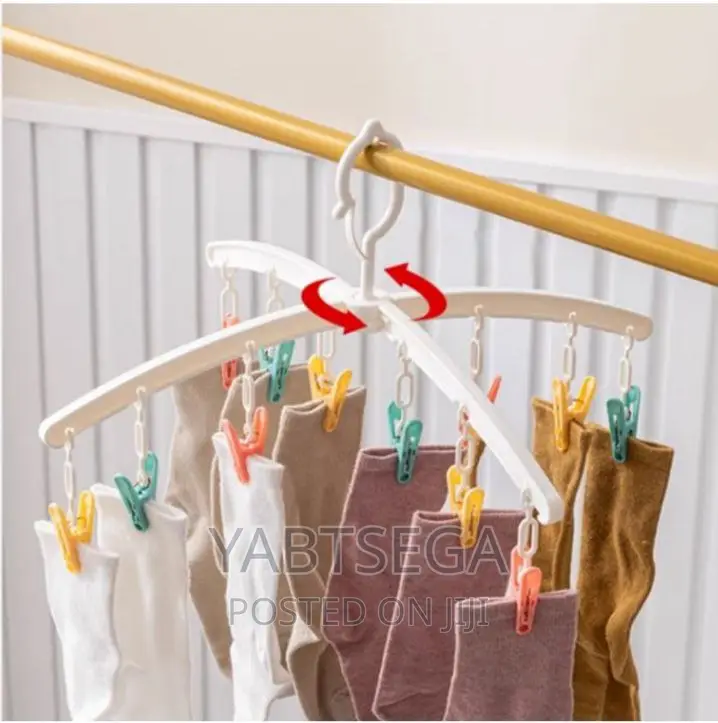 Revolving Clothes Hanger