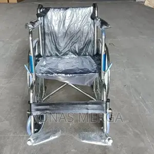 Photo - Normal Wheelchair Transport Wheelchairpu Solid Wheelchair