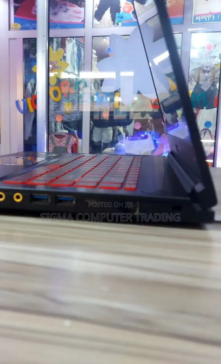 New Laptop MSI GF63 16GB Intel Core I7 SSD 512GB