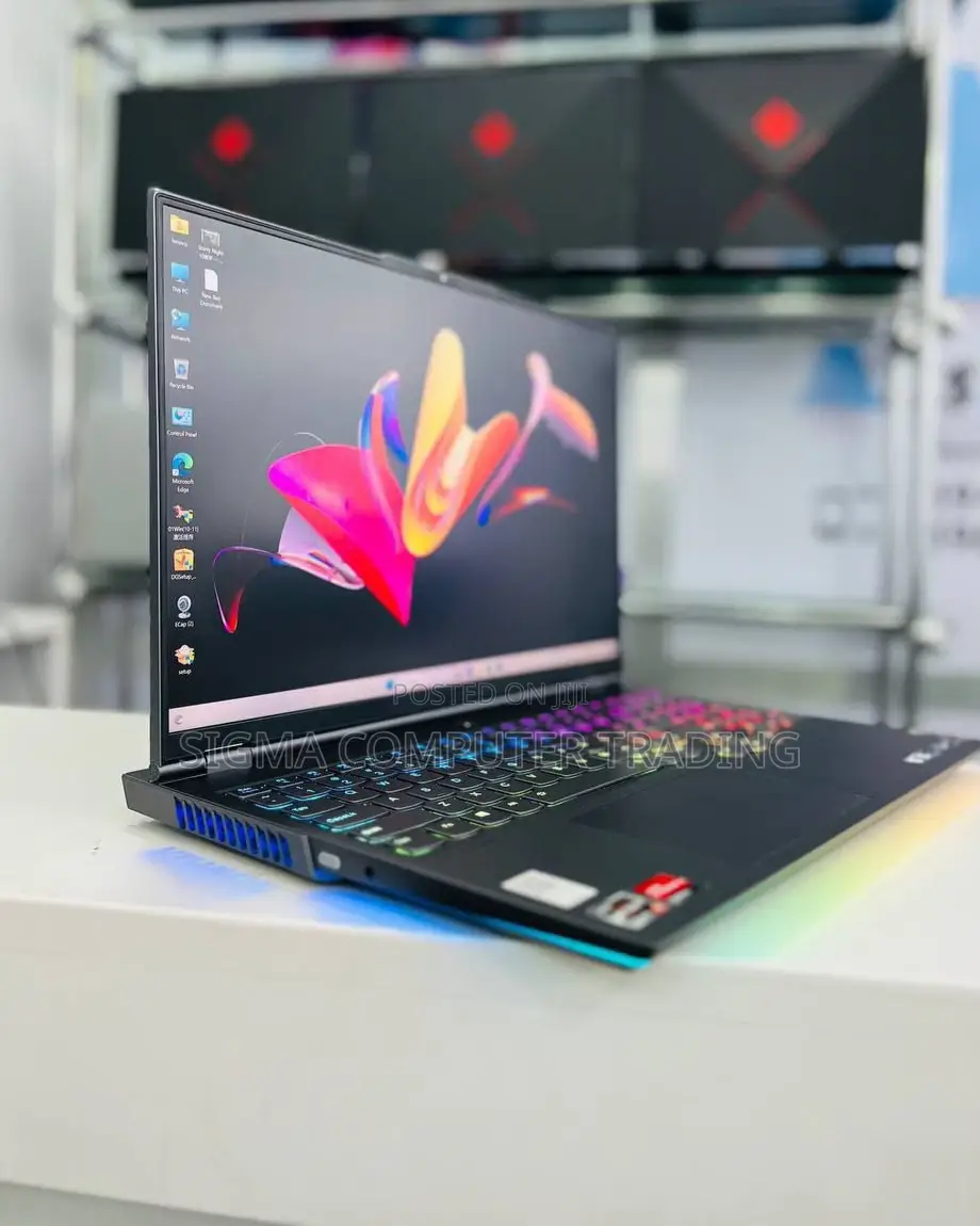 New Laptop Lenovo Legion 5 16GB AMD Ryzen 9 SSD 512GB