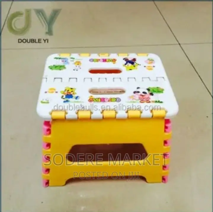ተጣጣፊ ወንበር ተጣጣፊ ወንበር