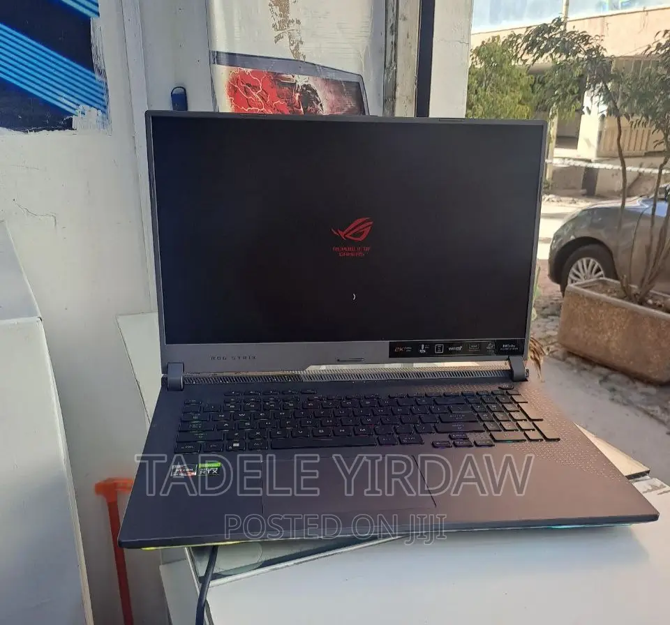 New Laptop Asus ROG Strix G15 32GB AMD Ryzen 9 SSD 1T