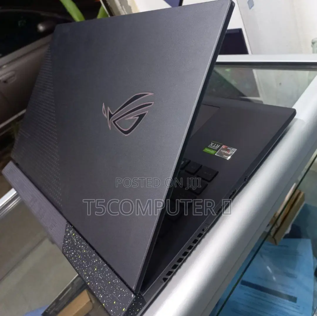New Laptop Asus ROG Strix G15 32GB Intel Core I7 SSD 1T