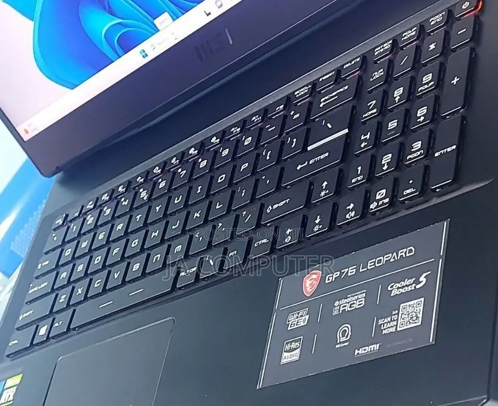 New Laptop MSI GP75 Leopard 16GB Intel Core I7 SSD 1T