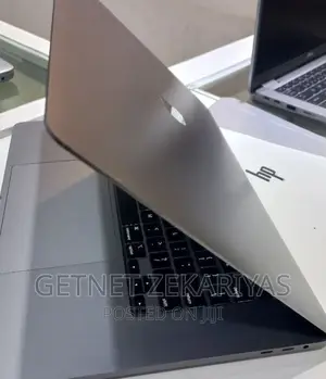 Photo - New Laptop Apple MacBook Pro 2019 16GB Intel Core I9 SSD 512GB