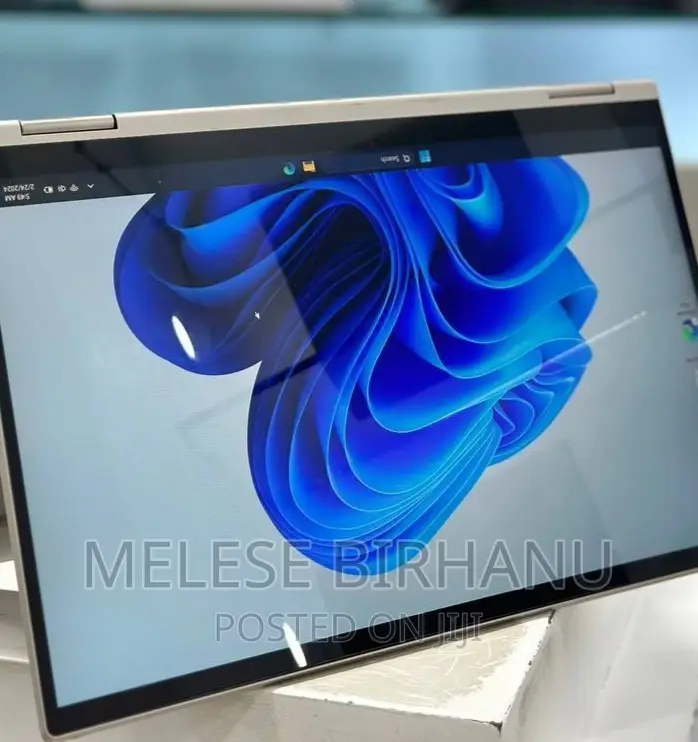 New Laptop Lenovo Yoga C740 12GB Intel Core i7 SSD 512GB