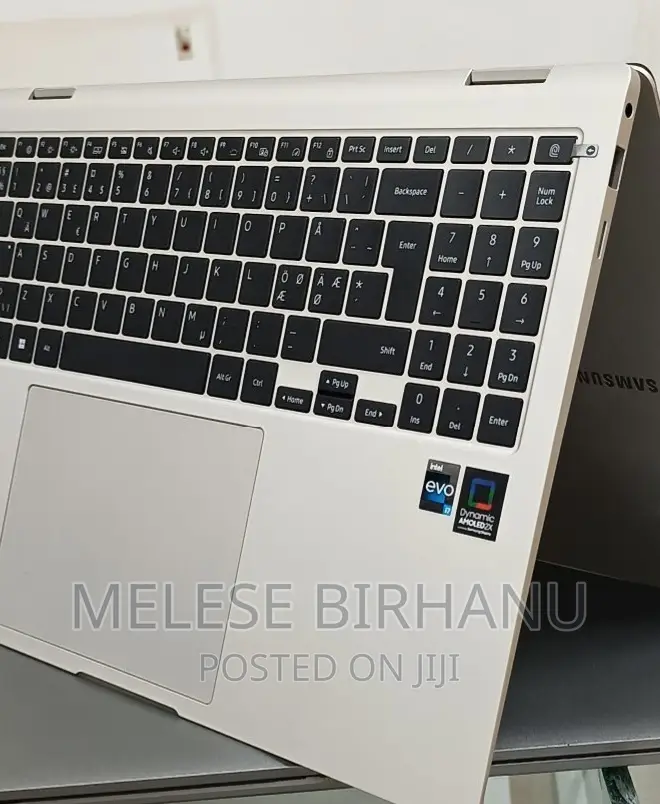 New Samsung Galaxy Book3 Pro 360 16" 16GB Intel Core i7 SSD 512GB