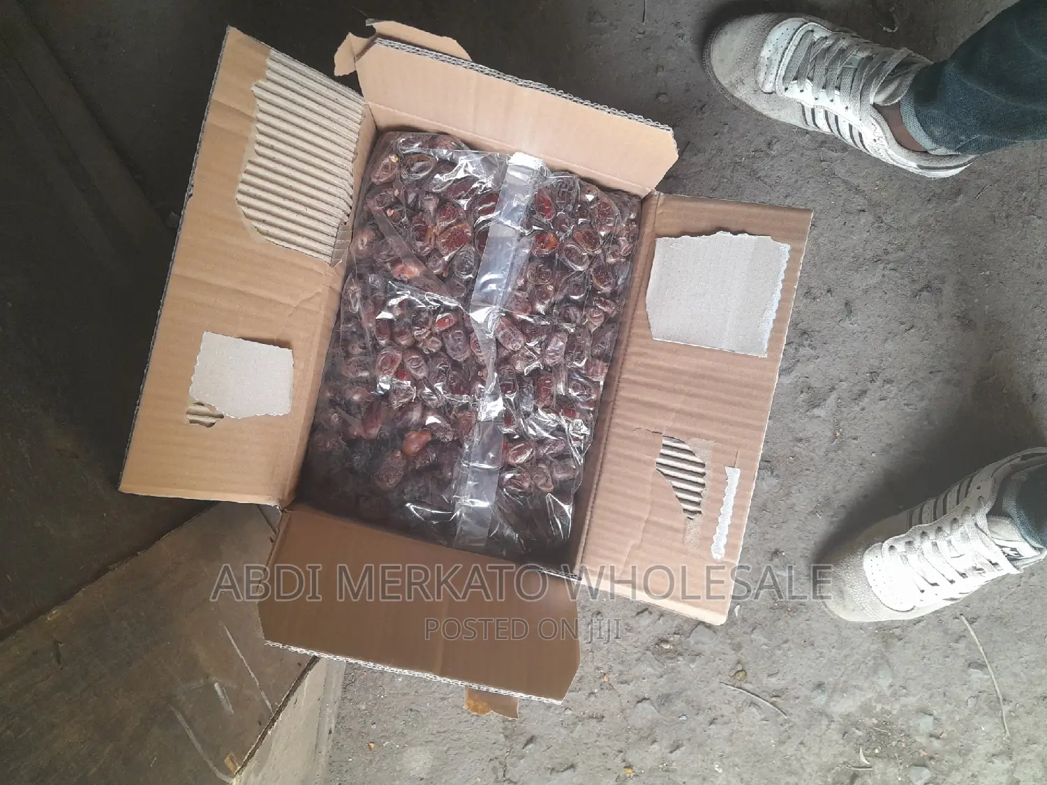 ጥረቱን የጠበቃ ንጱ Sade ቴምር