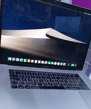 New Laptop Apple MacBook Pro 2019 32GB Intel Core I9 SSD 1T