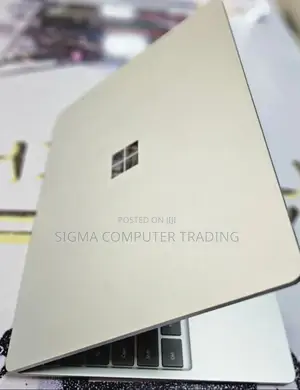 New Laptop Microsoft Surface Pro 7 8GB Intel Core I5 SSD 128GB