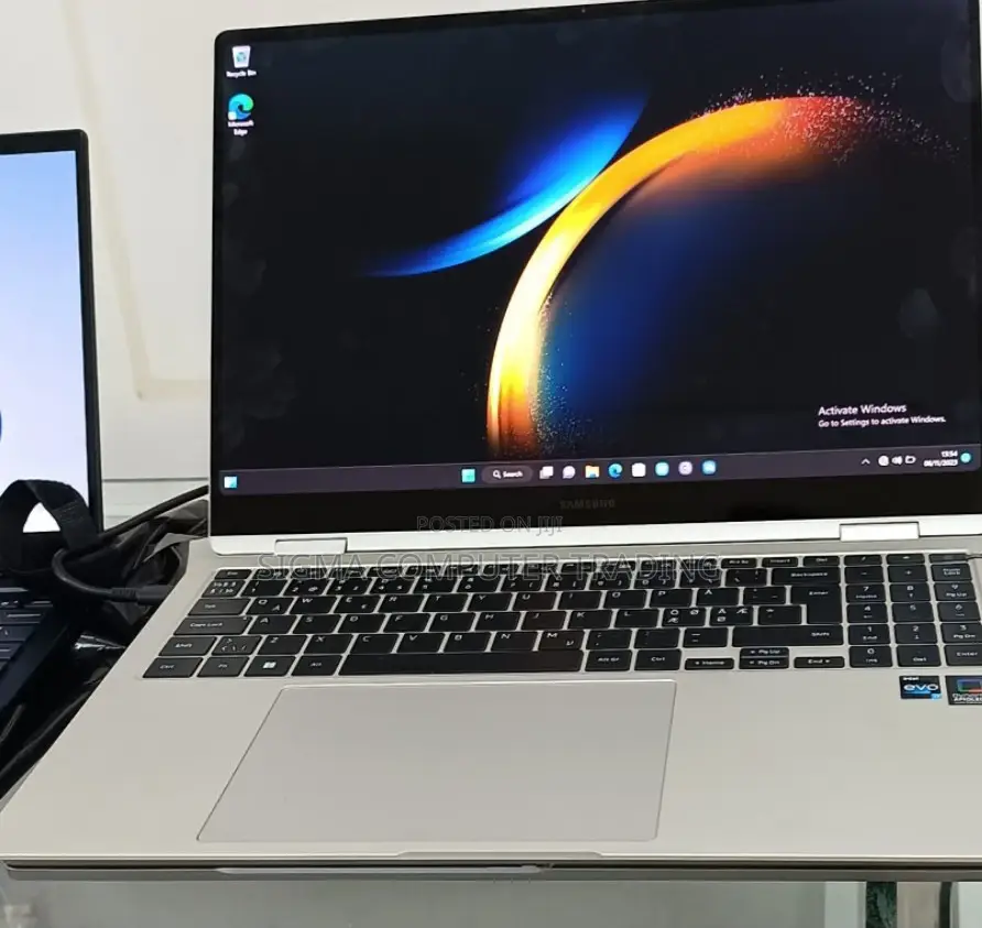 New Laptop Samsung NP-X360 16GB Intel Core I7 SSD 512GB